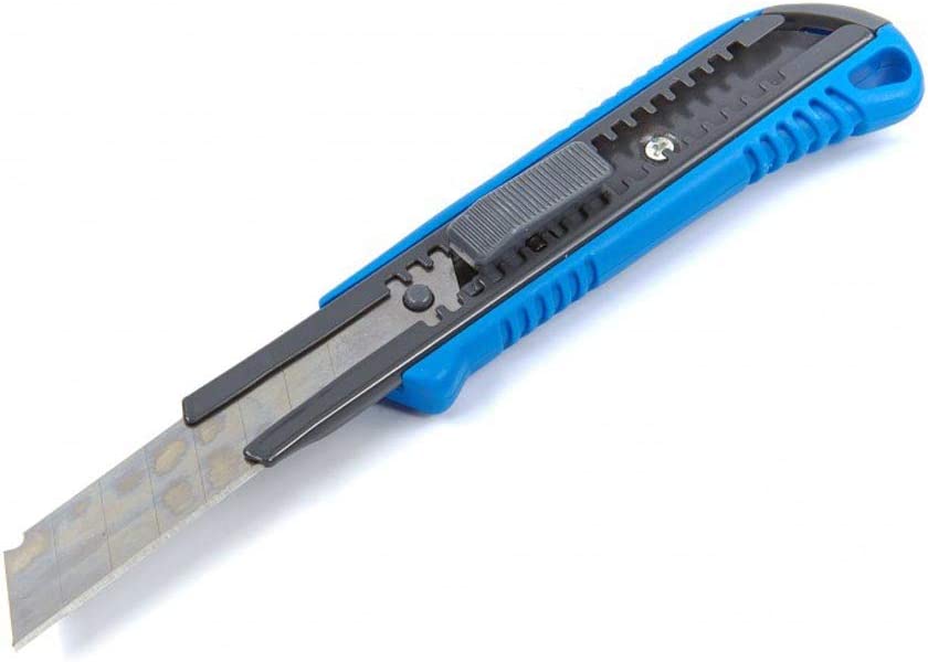 Taglierino Professionale FORMOSA 18mm - Lama A Blocco Con Manico Ergo - 2