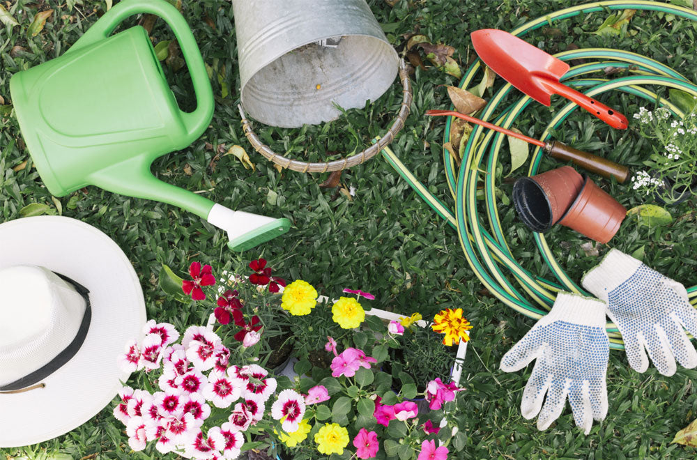 Finalmente-l-Estate-è-Arrivata-Gli-Attrezzi-da-Giardinaggio-di-Eternal-Brico Eternal Brico